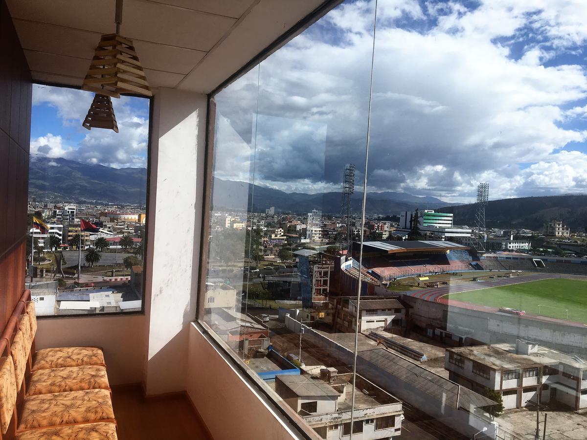 Hotel Zeus Riobamba Buitenkant foto